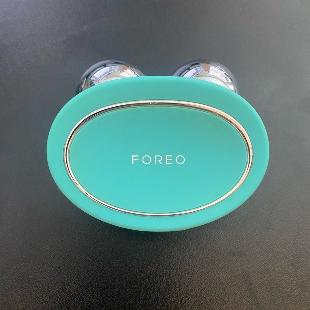 FOREO BEAR™ Facial Toning Device